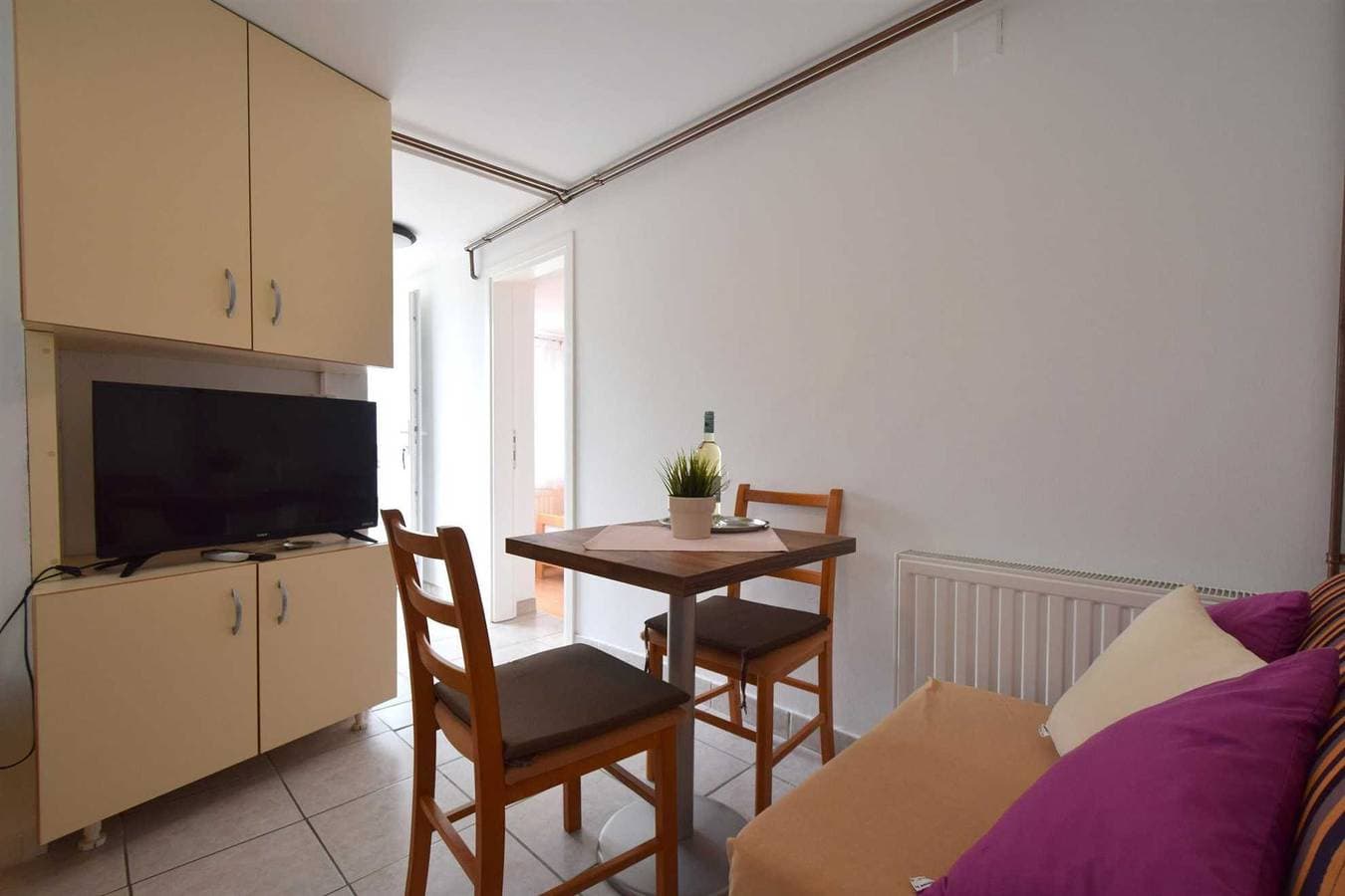 Foto 5 von 11: Ferienwohnung Julia 3 mit Terrasse