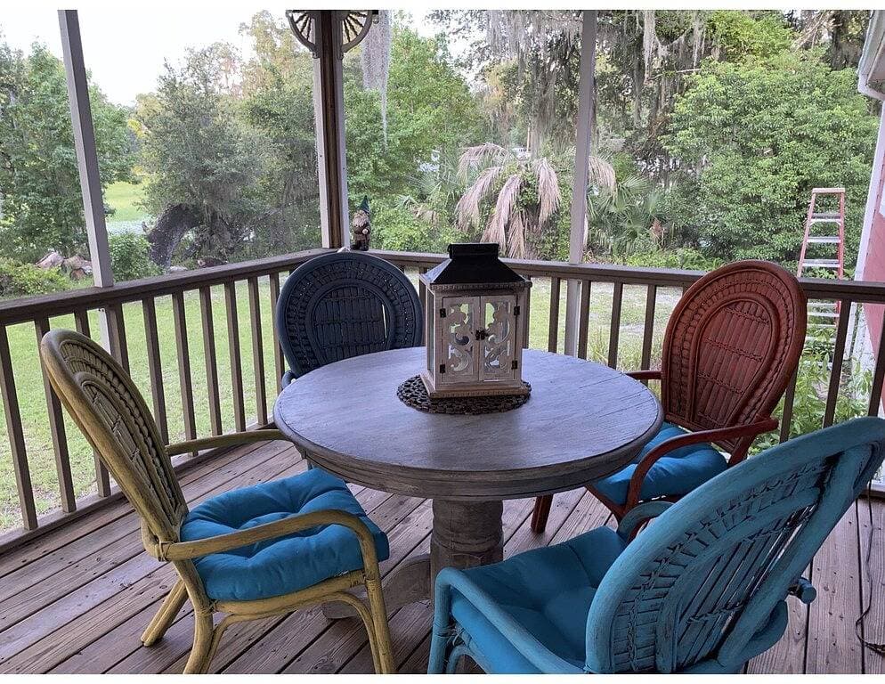 \"Lotus Point\" Lake House Getaway auf vier rustikalen Morgen 1