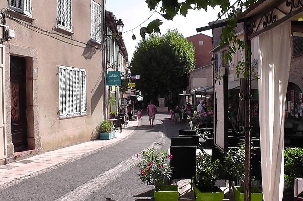 Foto 7 von 11: Maison L'Olivade  dans résidence privée  avec pisc