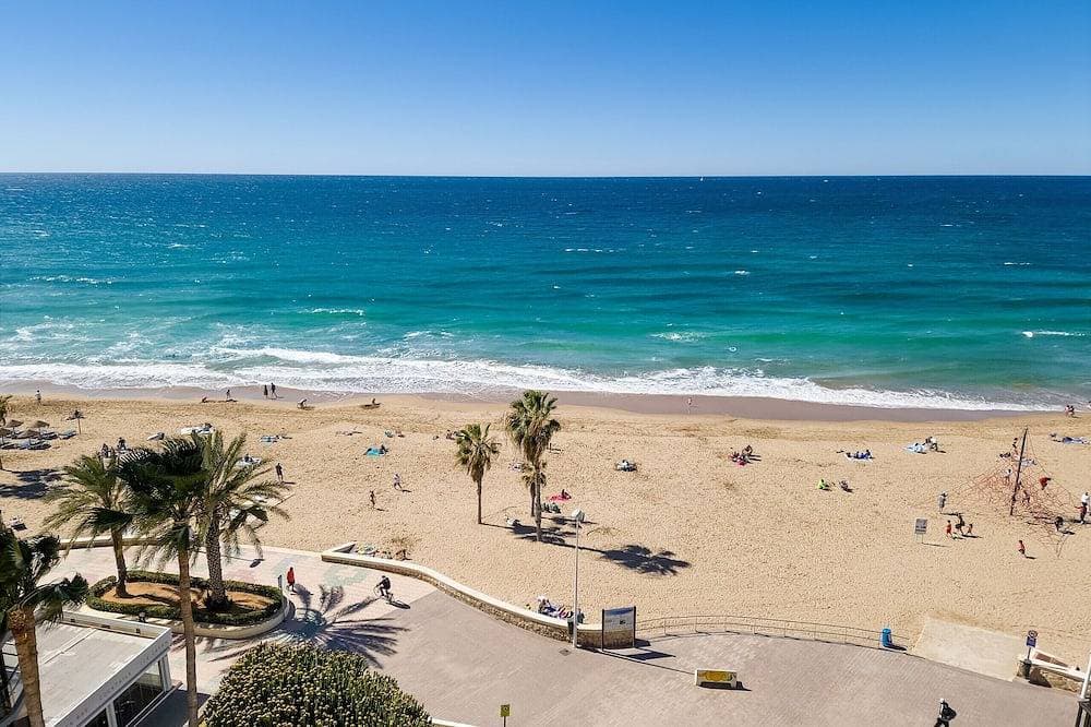 Appartement in erster Linie am Strand von Arenal 1