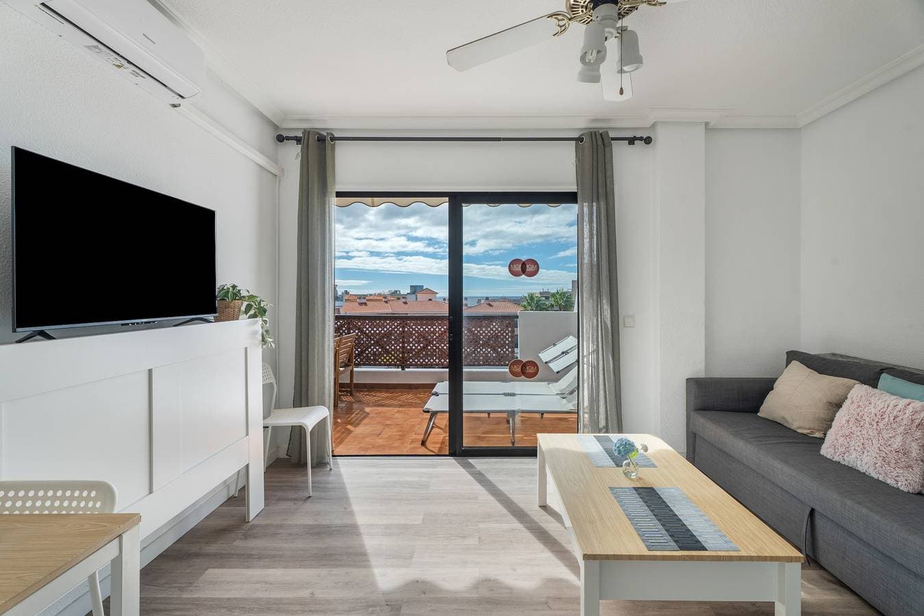 Foto 5 von 28: Ferienwohnung 'Oasis Del Sur' mit Meerblick, WLAN und Klimaanlage