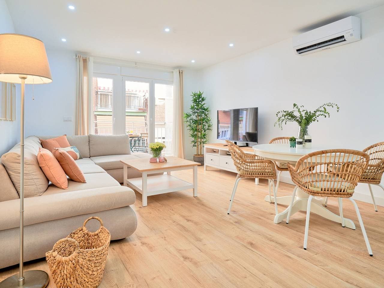 Elegantes 3-Schlafzimmer-Apartment im Stadtzentrum von Málaga, nahe El Corte Inglés– für 5 Personen 1