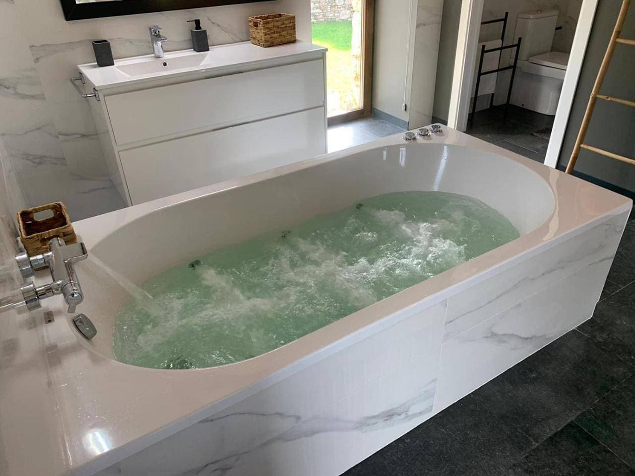 Foto 11 von 32: Two-Bedroom Apartment