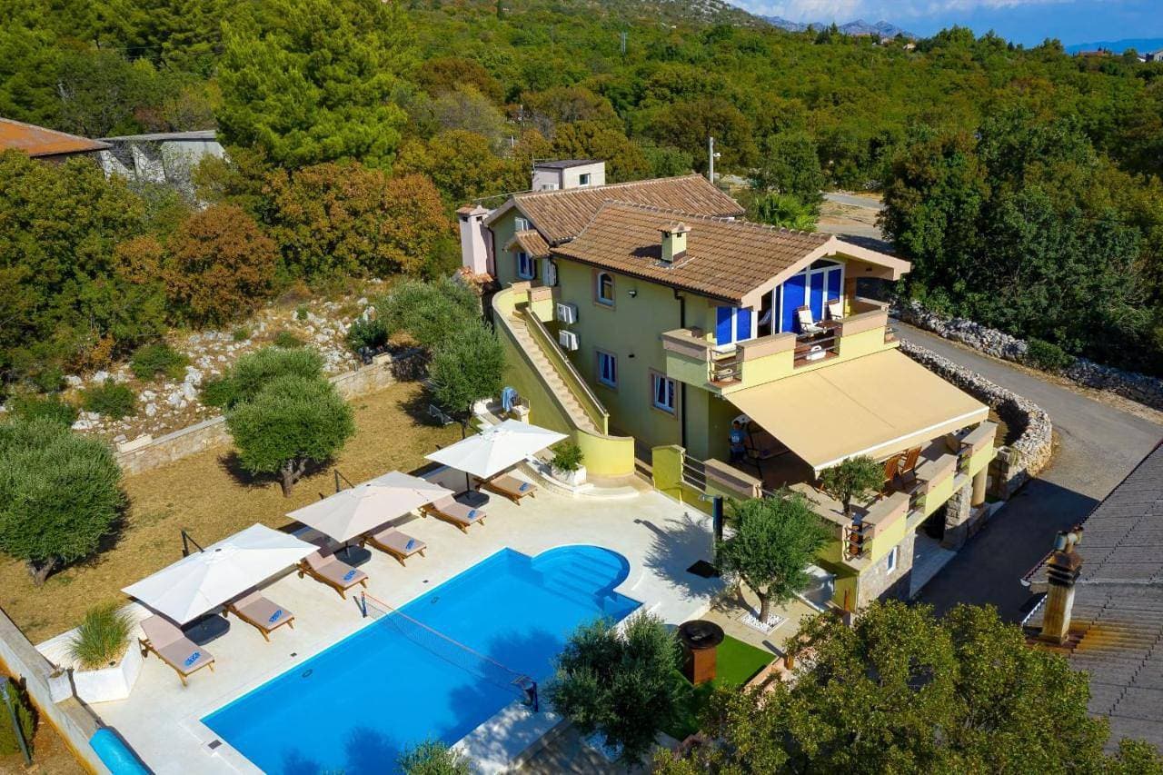 Foto 3 von 5: Villa