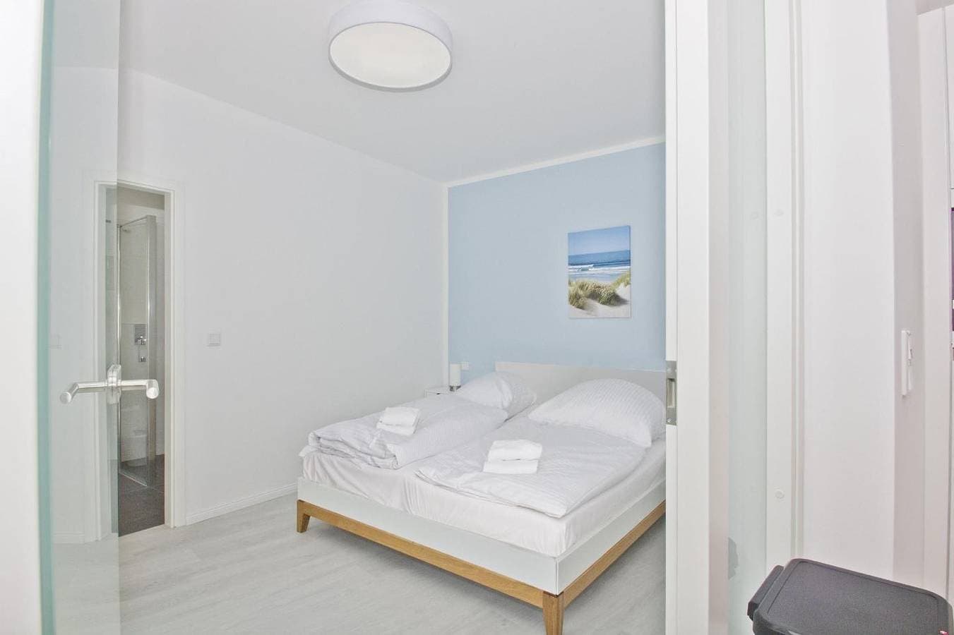 Foto 10 von 20: Moderne Ferienwohnung mit eigener Terrasse - Haus Inselwind FeWo MEERsalz
