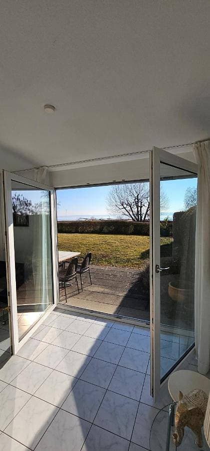 Foto 3 von 26: Apartment with Lake View