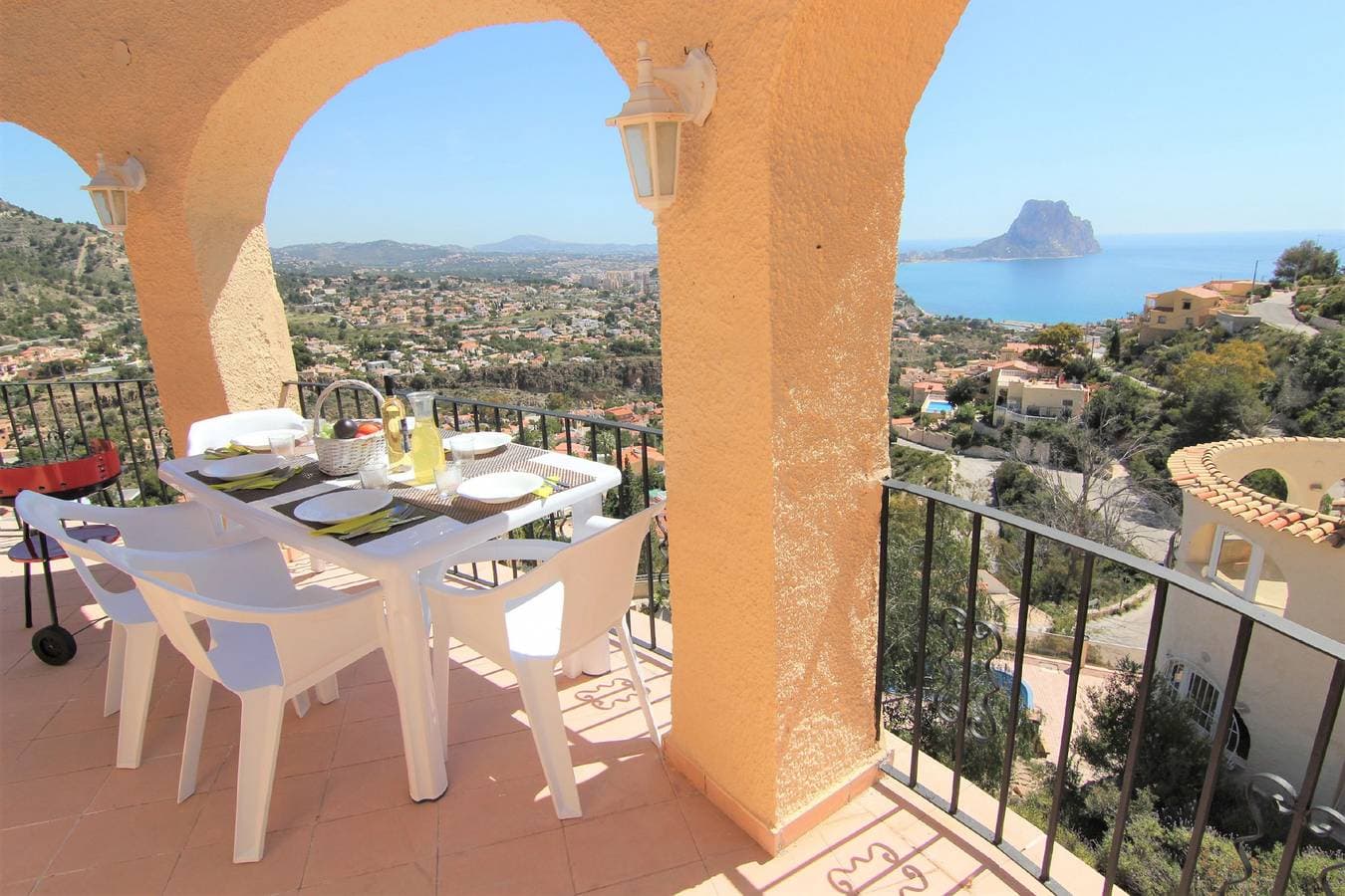 Foto 6 von 56: -Gran Vista-Wifi y Parking Gratis.