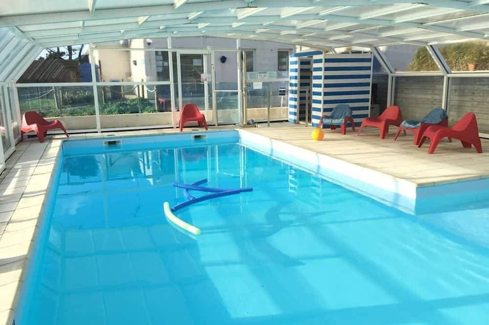 House 4/6 persons with heated swimming pool, 100 m from the beach 1