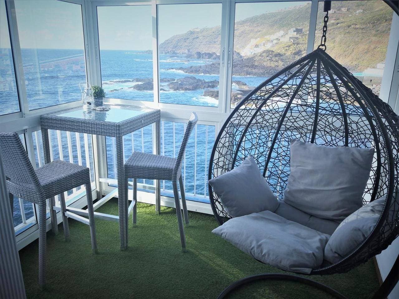Apartment on the sea 1