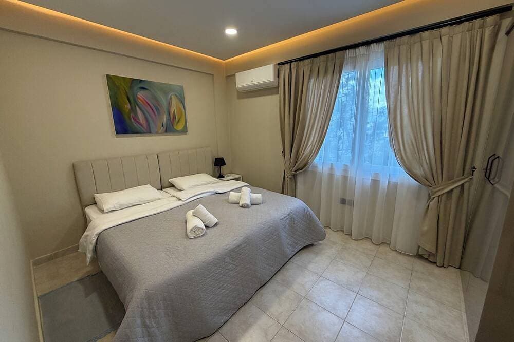 Foto 7 von 24: Charming 1Br Apartment with WiFi & AC in Girne -- Şık ve Konforlu 1+1 Daire