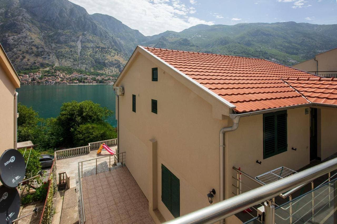 Foto 9 von 32: Apartment with Sea View