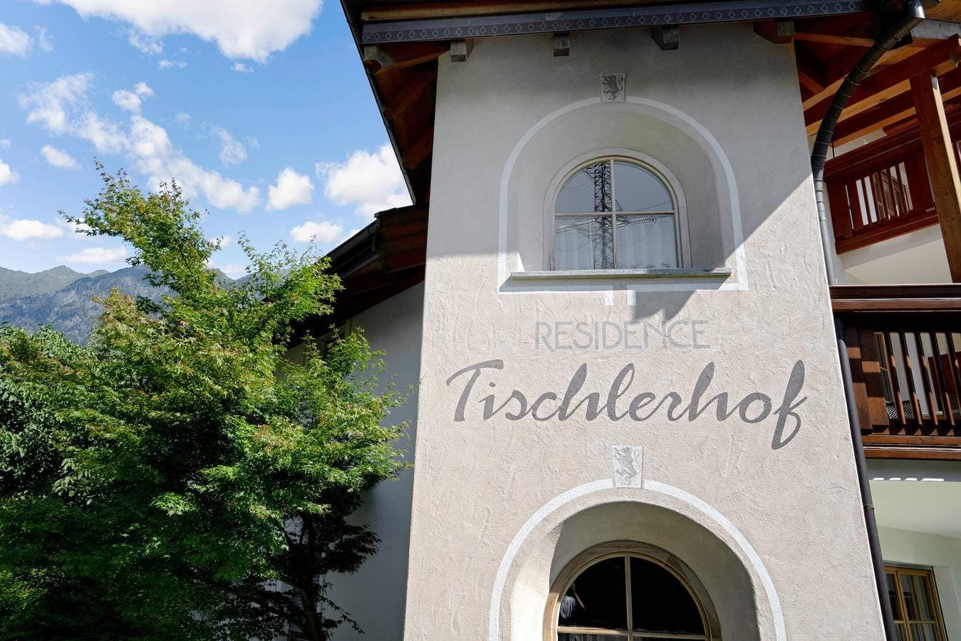 Foto 8 von 25: Ferienwohnung "Tischlerhof - Typ A" mit WLAN, Terrasse und Blick auf die Berge