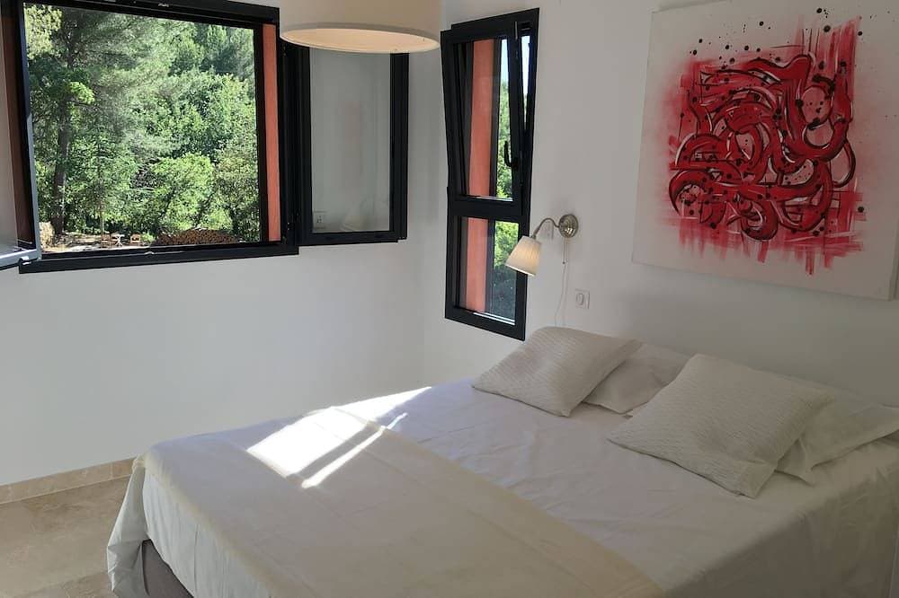Foto 5 von 30: Modern villa near Cassis !