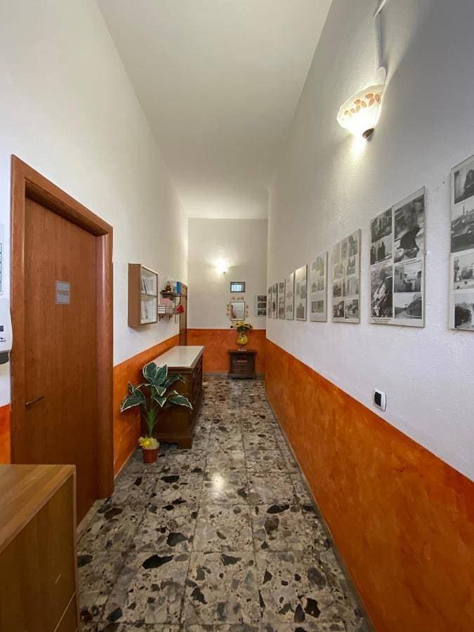 Foto 4 von 15: Double or Twin Room with Private Bathroom