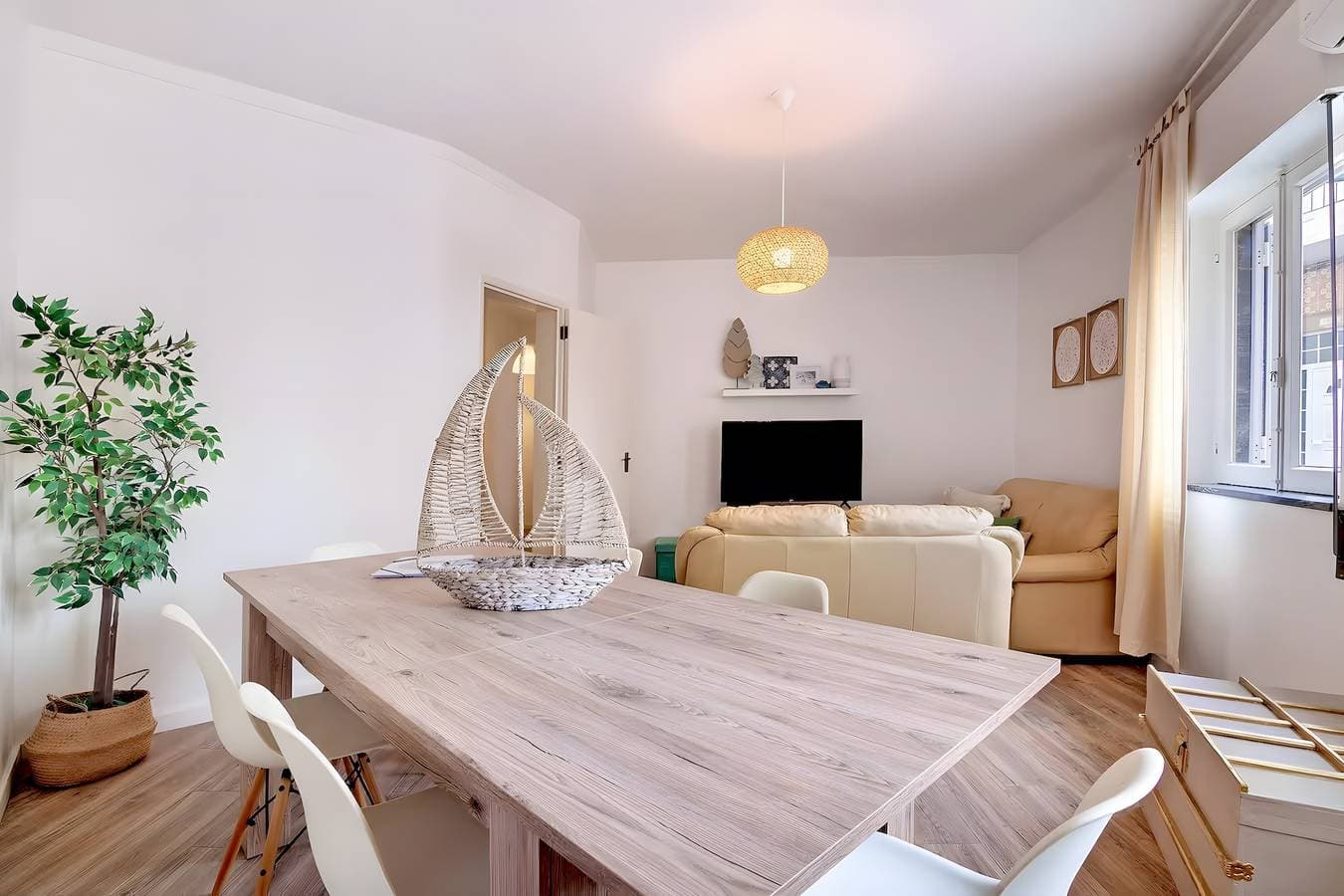 Foto 9 von 45: Ferienhaus 'Caíque – Charmanter Aufenthalt in Olhão' mit privater Terrasse, WLAN & Klimaanlage
