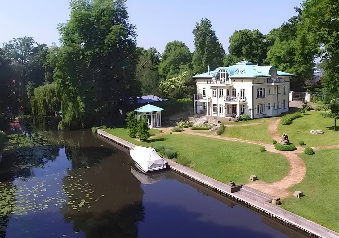 Foto 2 von 25: Premium-Loft direkt am Wasser mit 3 Balkonen