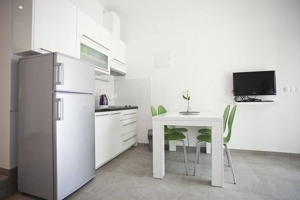 Foto 8 von 36: Ferienwohnung in Duće mit Meerblick, Terrasse, Klimaanlage, W-Lan (850-1)