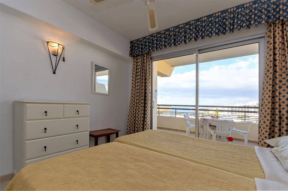Foto 4 von 21: 1 Schlafzimmer Hotelwohnung in Costa Adeje, wenige Gehminuten zum Strand, Geschäften & Restaurants