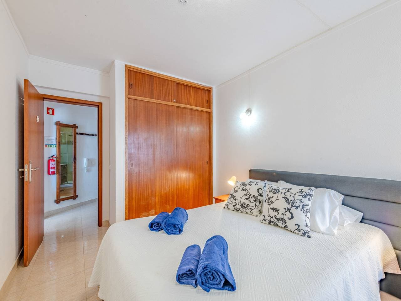 Foto 13 von 31: Excellent seafront & seaview