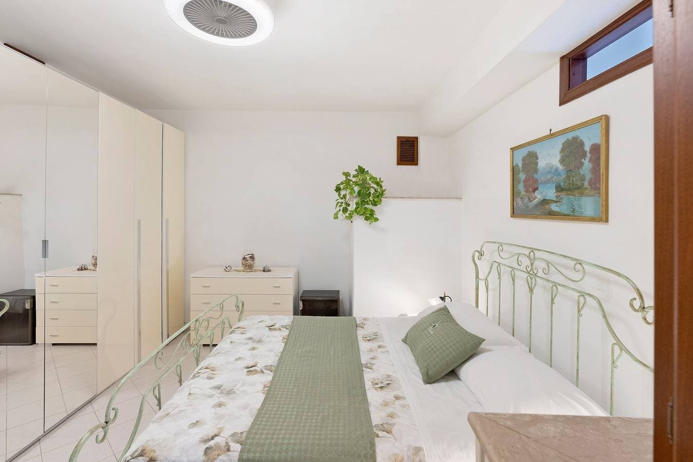 Foto 6 von 30: Ferienwohnung 'Ulivello House' mit Meerblick, WLAN und Klimaanlage