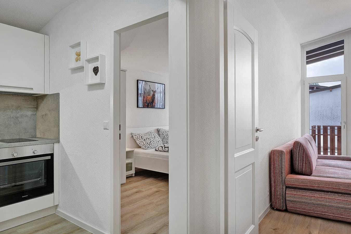 Foto 13 von 34: Ferienwohnung 'Lieblingsplatz Mit Innenpool' mit gemeinsamer Terrasse, gemeinsamem Garten und Wi-Fi
