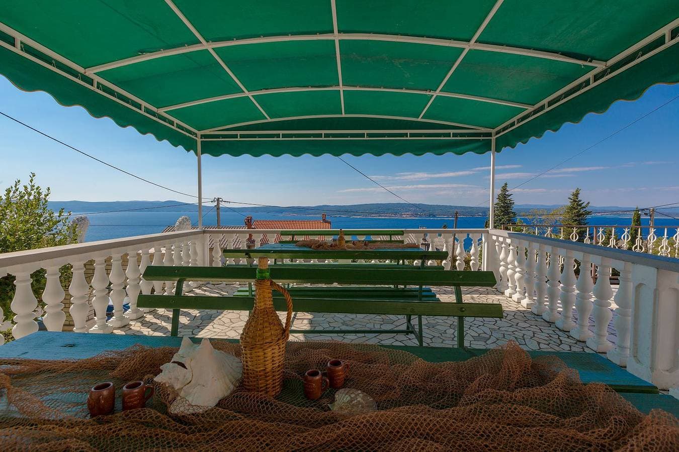 Foto 13 von 26: Reizendes Apartment nur 700 Meter zum Strand mit Meerblick, Pool, BBQ, WiFi