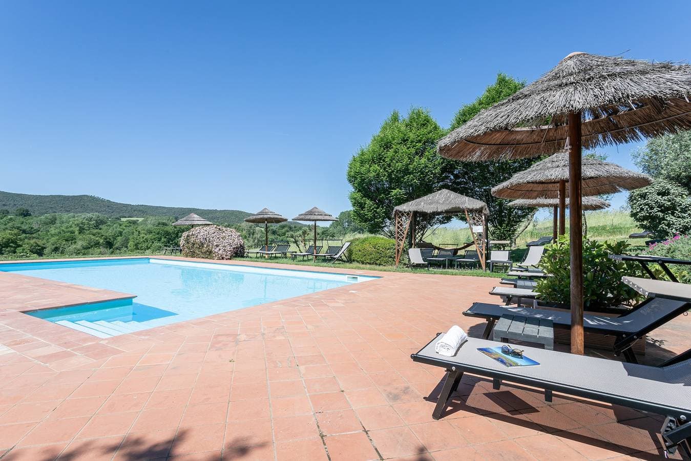 Foto 3 von 22: Ferienwohnung Melograno mit Terrasse, Gemeinschaftspool und WLAN