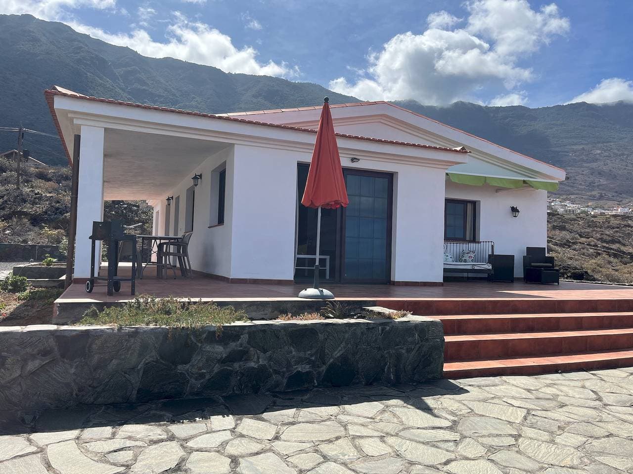 Foto 12 von 38: Ferienhaus für 6 Personen mit Terrasse