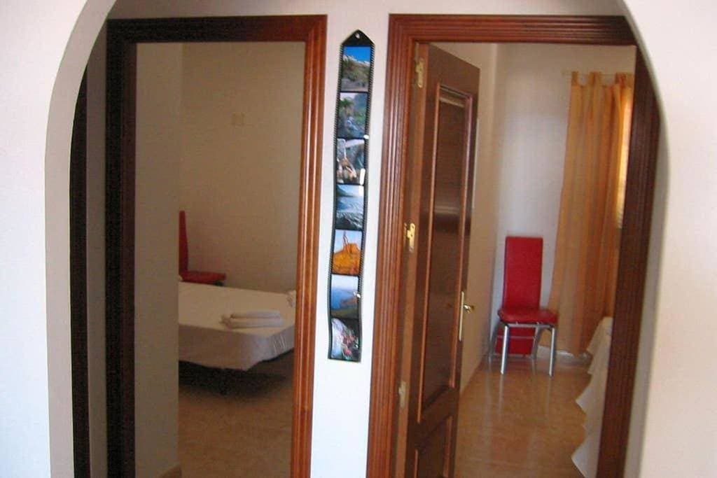 Foto 2 von 15: Two-Bedroom Apartment