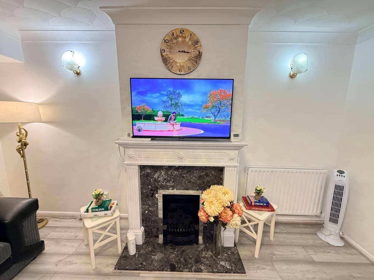 Foto 12 von 31: Lovely Two Double Bedroom Maisonette in Surrey