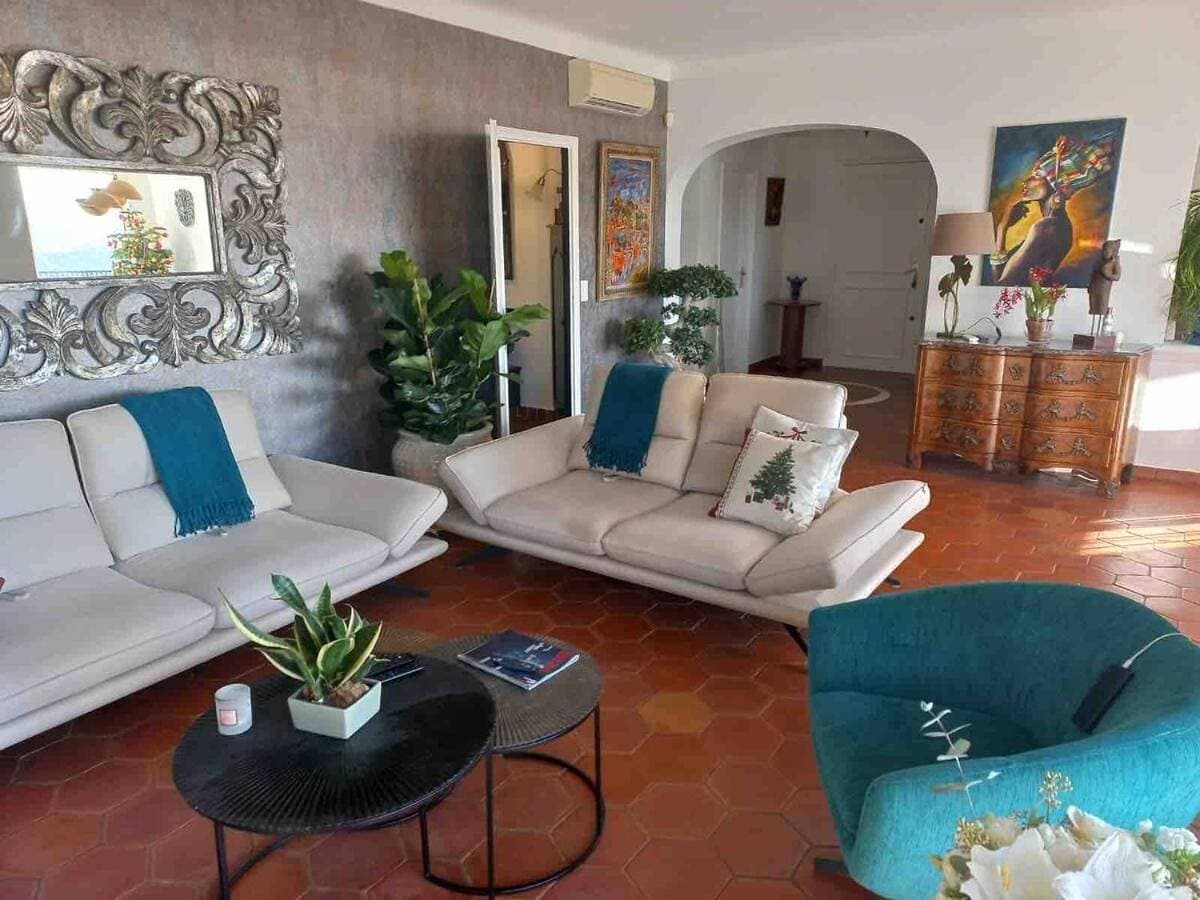 Foto 7 von 23: Villa with Sea View