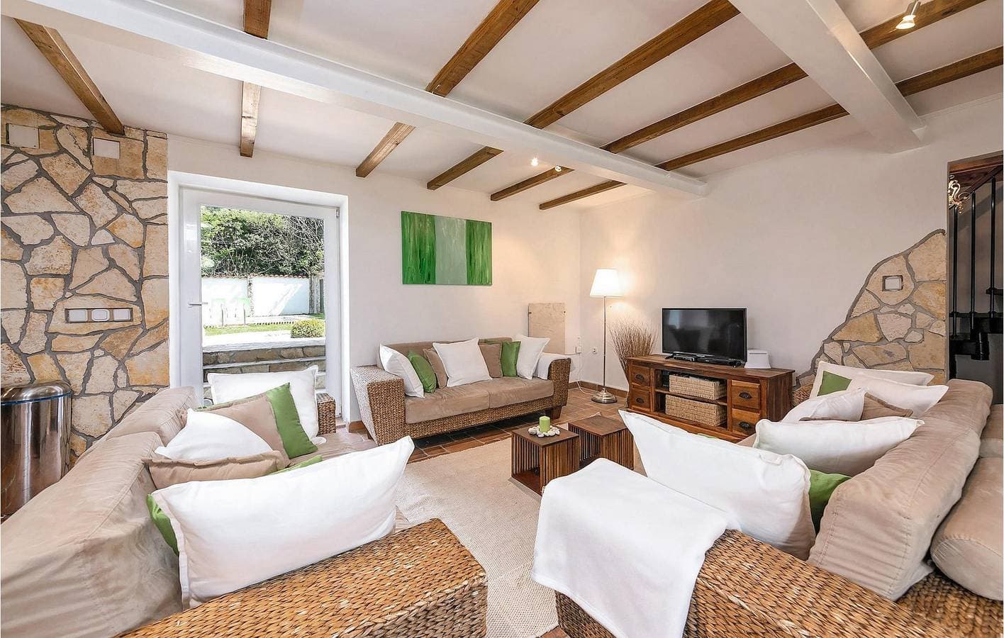 Foto 4 von 45: Modernes 2-Zimmer-Apartment mit Pool, WLAN und Parkplatz in der Nähe von Heraki