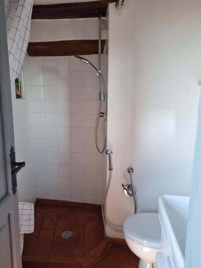 Foto 5 von 11: One-Bedroom Apartment