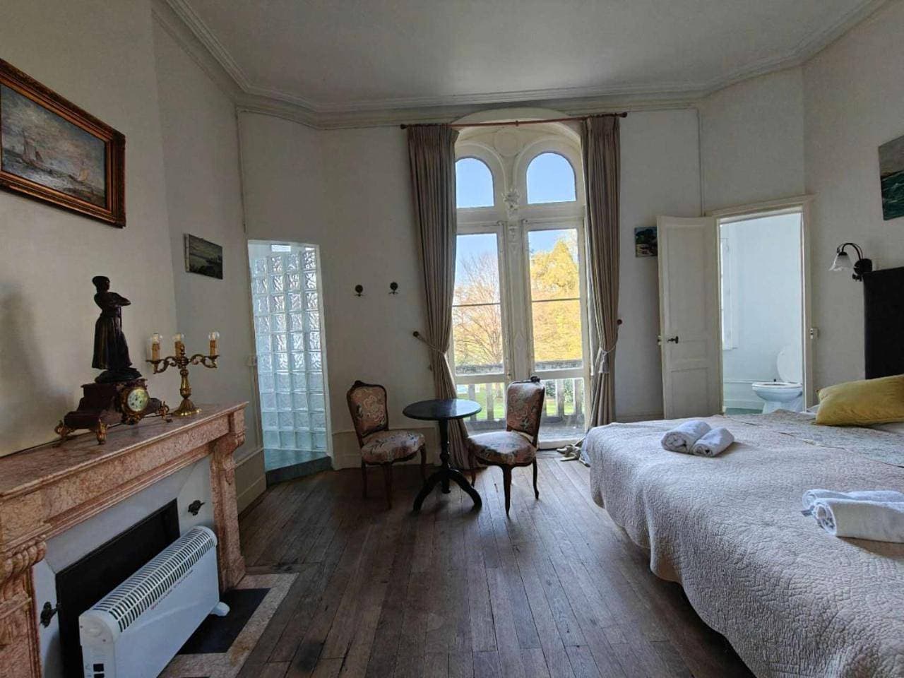 Foto 6 von 10: King Room with Garden View