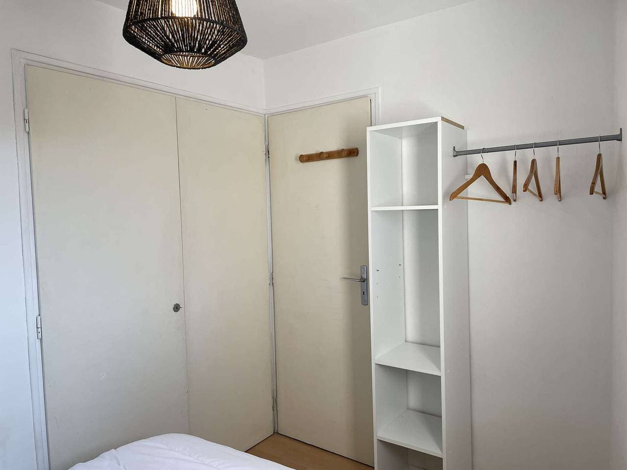Foto 10 von 21: 2-Zimmer-Wohnung mit Balkon, strandnah