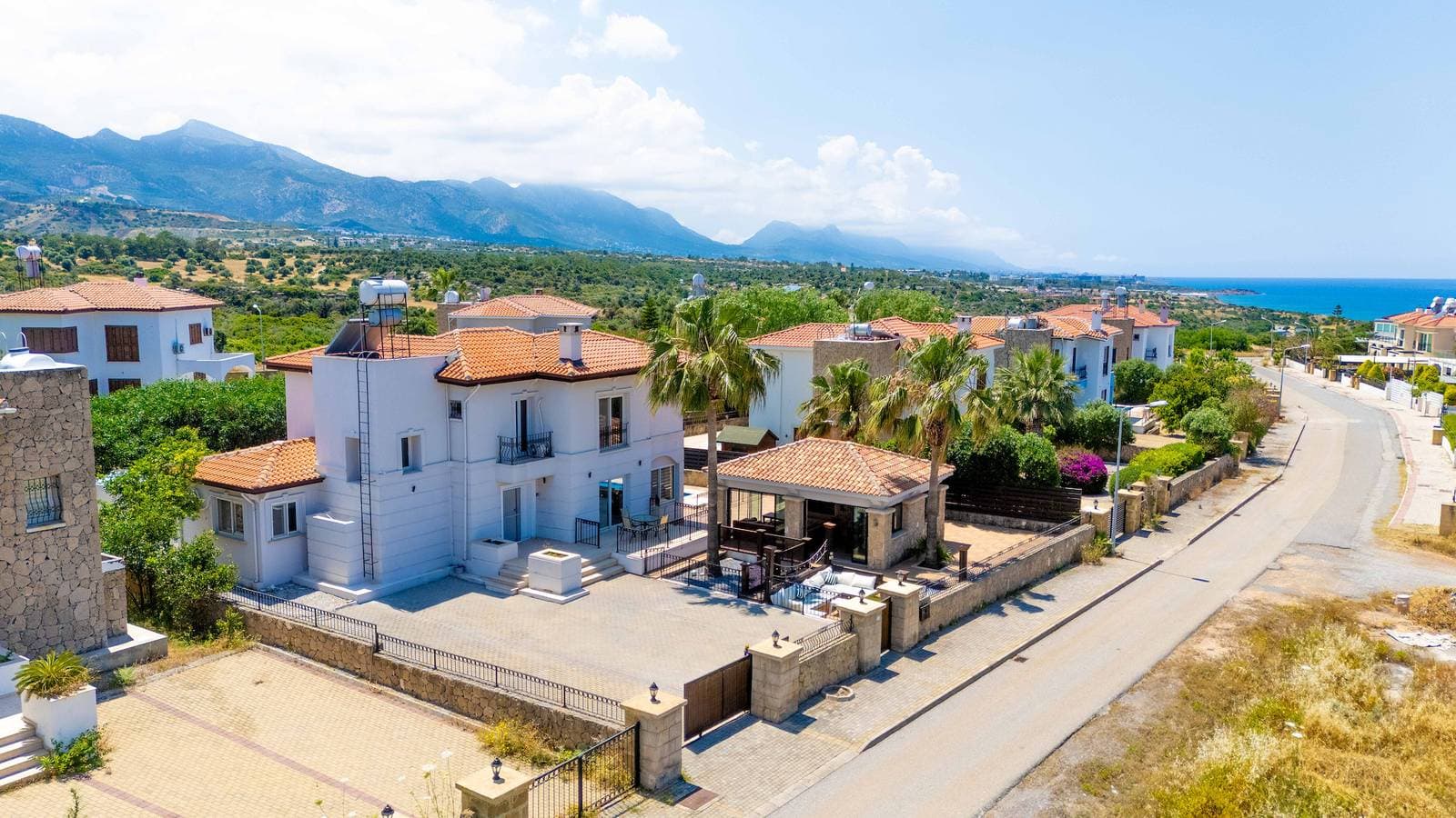 Foto 5 von 7: Barvilla am Pool · Meerblick · Çatalköy