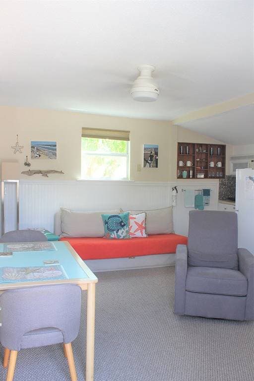 Foto 3 von 27: Beachy Guest Cottage !!
