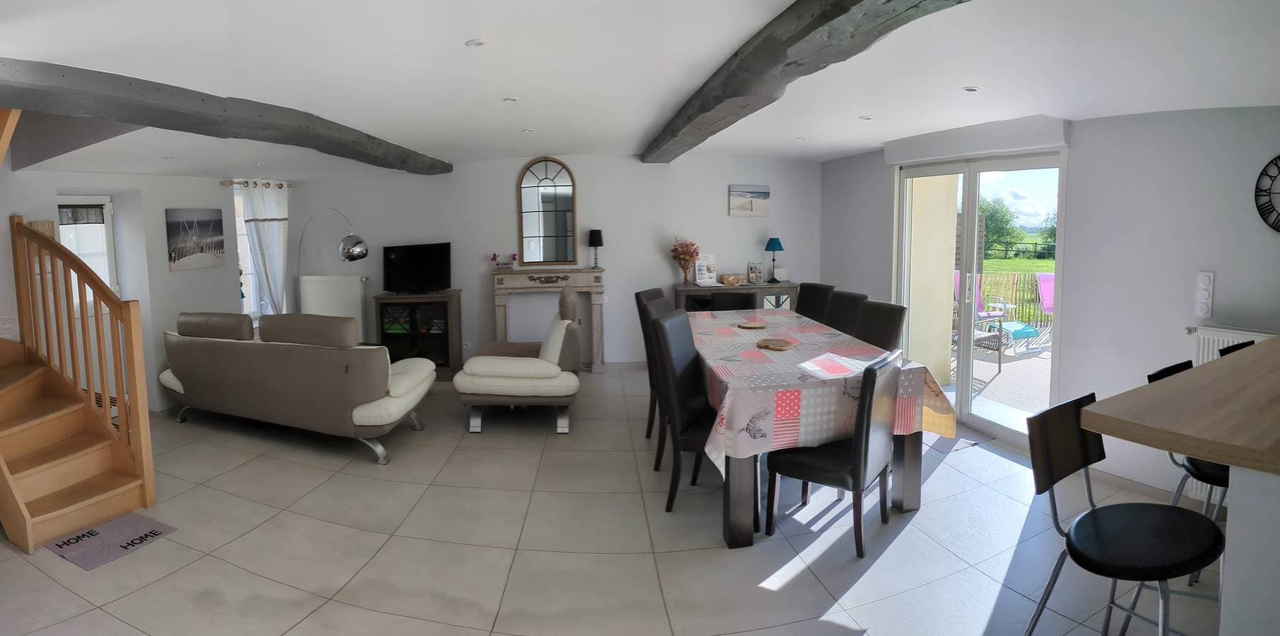 Foto 3 von 30: Ferienhaus für 8 Personen mit Terrasse