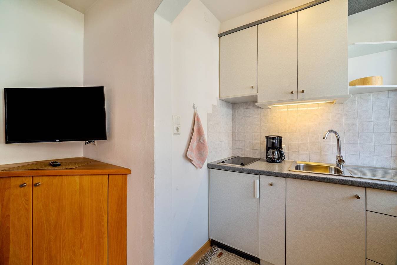 Foto 4 von 16: Ferienwohnung ' Haus Pöder' mit Bergblick, Gemeinschaftsgarten und WLAN