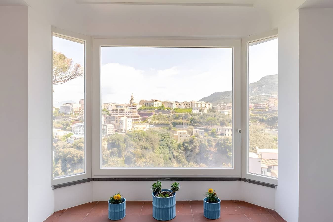 Foto 3 von 44: Ferienhaus 'Alexandra' mit Meerblick, WLAN und Klimaanlage