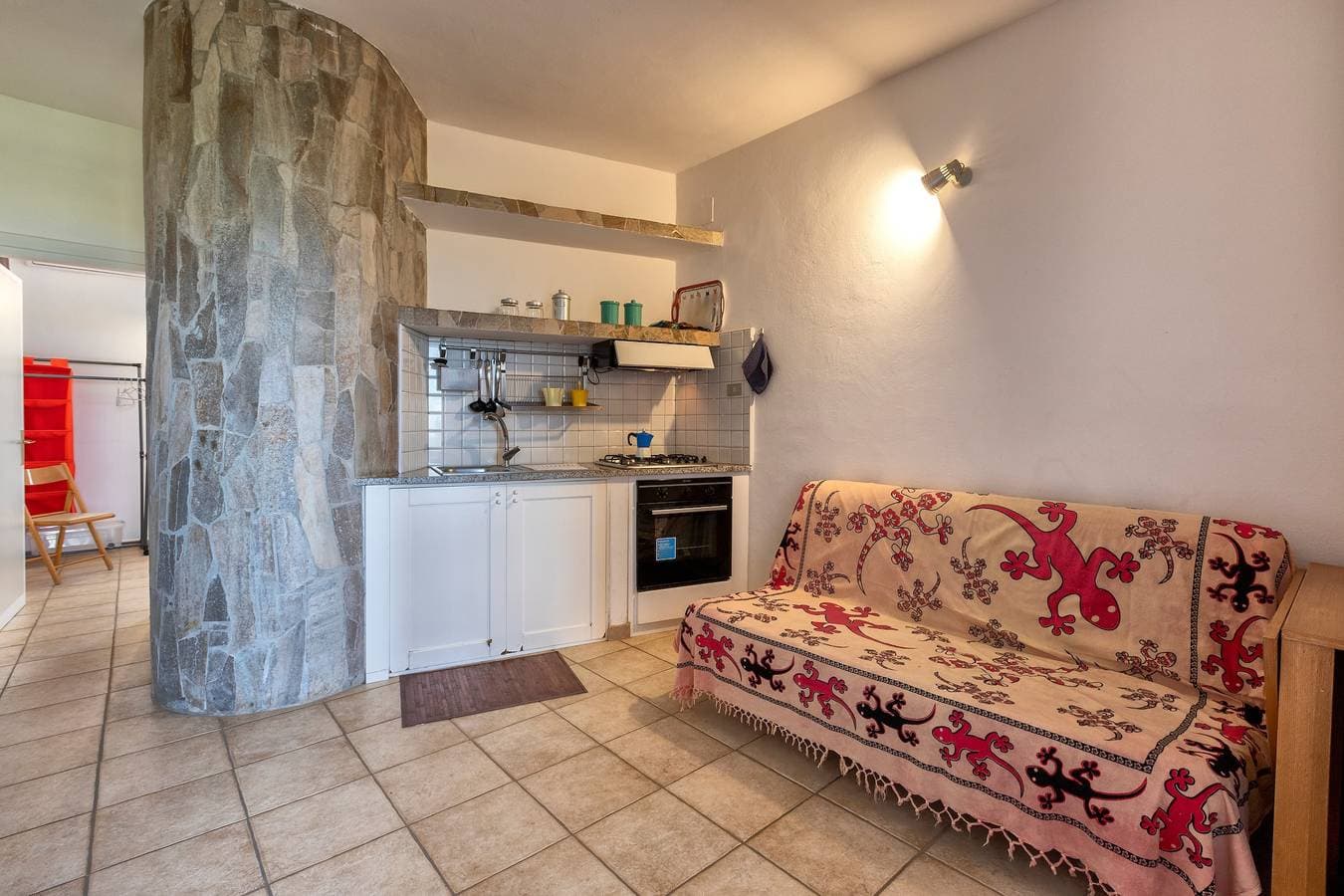 Foto 7 von 19: Ferienhaus "Pergola 707" wenige Meter vom Strand entfernt mit Klimaanlage und privater Terrasse