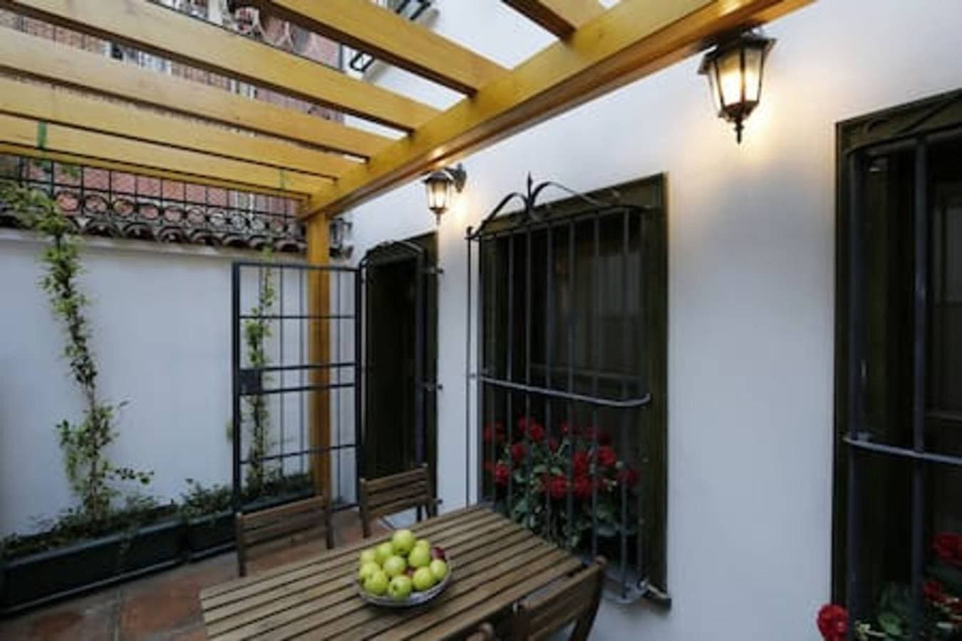 Foto 10 von 22: Ferienwohnung für 4 Personen mit Garten