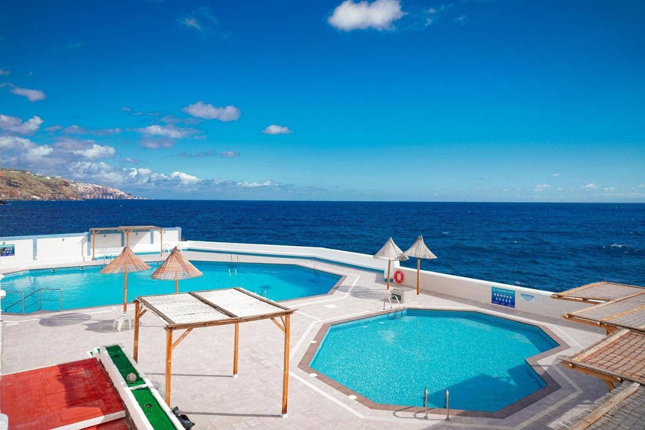 Marina Blue, Las Caletillas 1