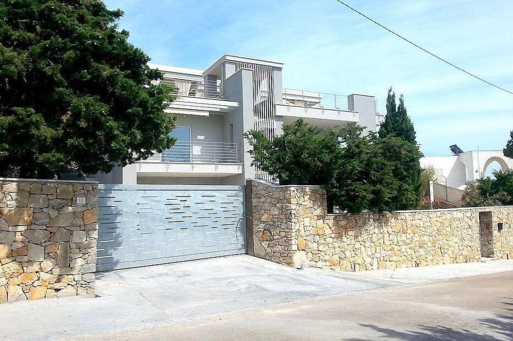 Foto 11 von 30: Villa Eliria C: A graceful studio apartment situated at a short distance from the beach, with Free Wi-Fi.
