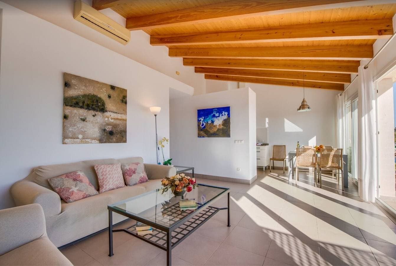 Foto 9 von 24: Penthouse "Es Port" direkt am Meer mit Meerblick, Bergblick, WLAN, Klimaanlage und Balkon