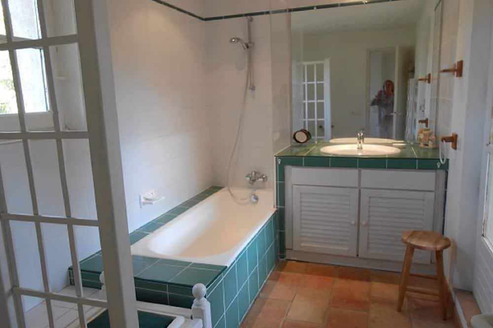 Foto 6 von 30: Provenzalische Villa mit privatem Pool umzäunten Garten für 6 Pers.