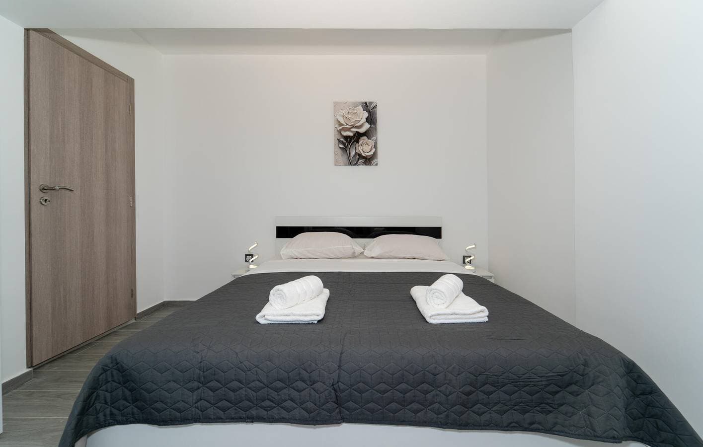 Foto 6 von 21: Moderne 2-Zimmer-Wohnung mit Terrasse, WLAN und Parkplatz in Küstennähe
