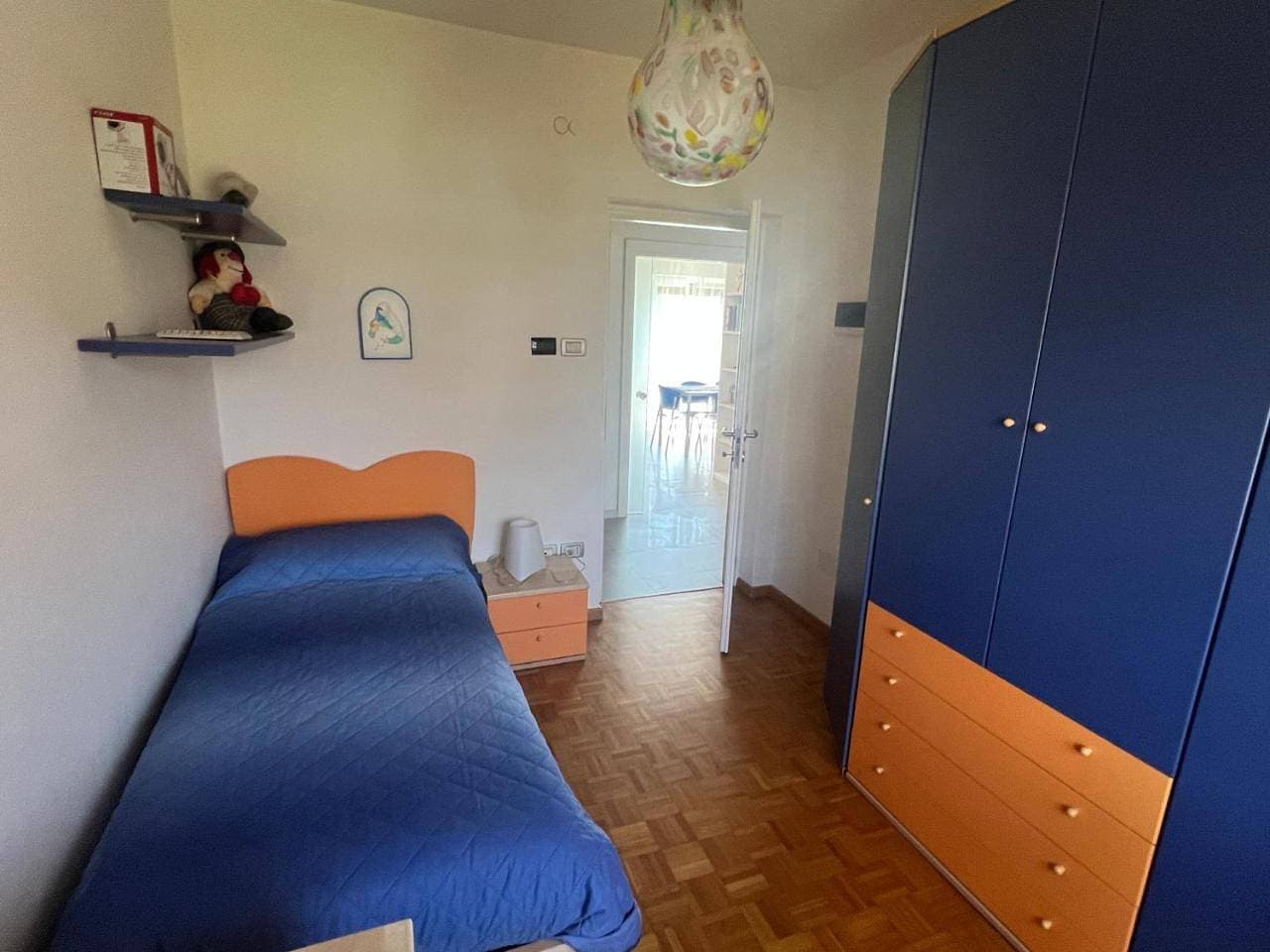 Foto 13 von 16: Two-Bedroom Apartment