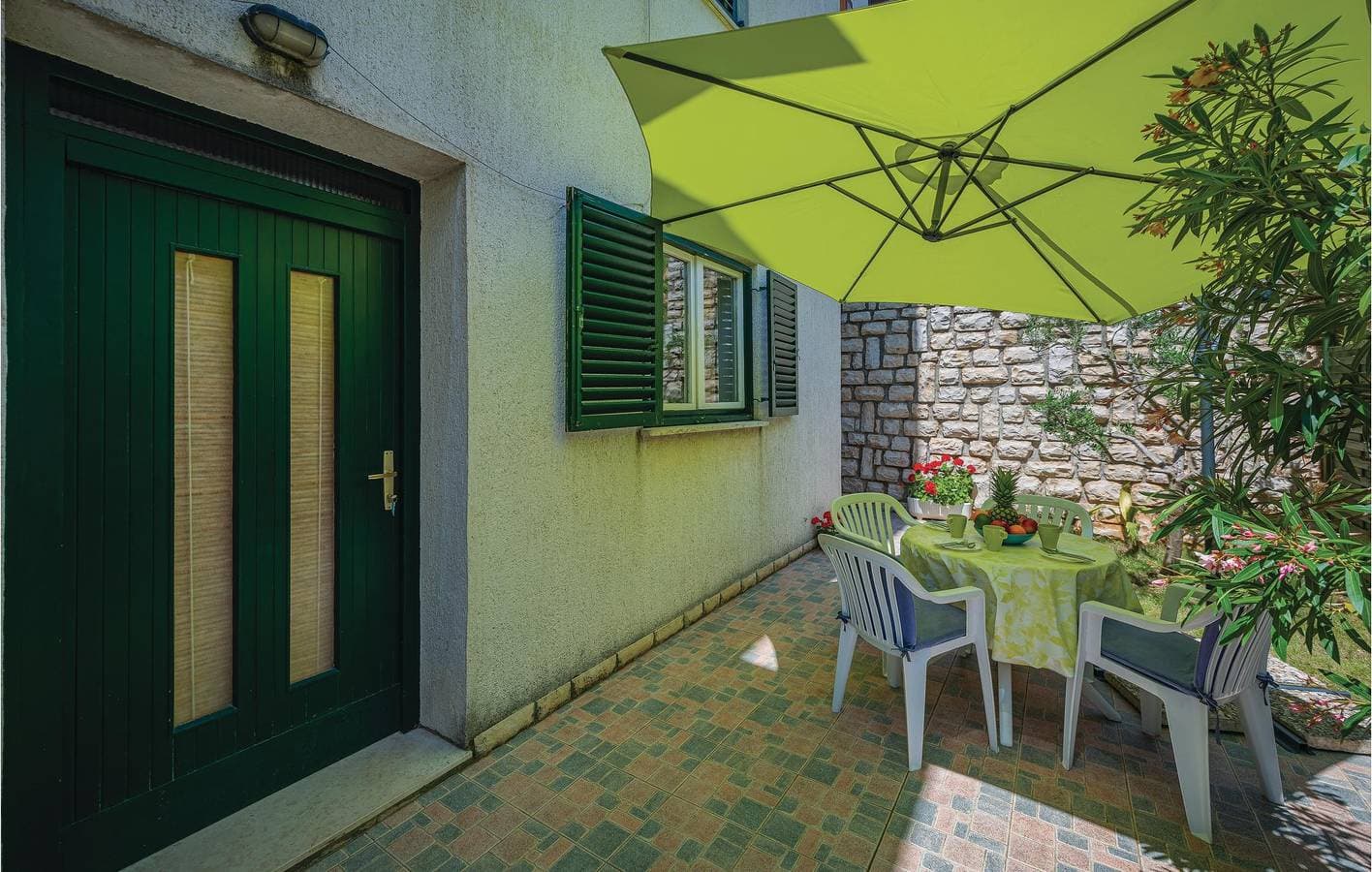 Foto 5 von 22: Charmantes Apartment mit Terrasse, WLAN und Parkplatz, 500 m vom Strand entfernt