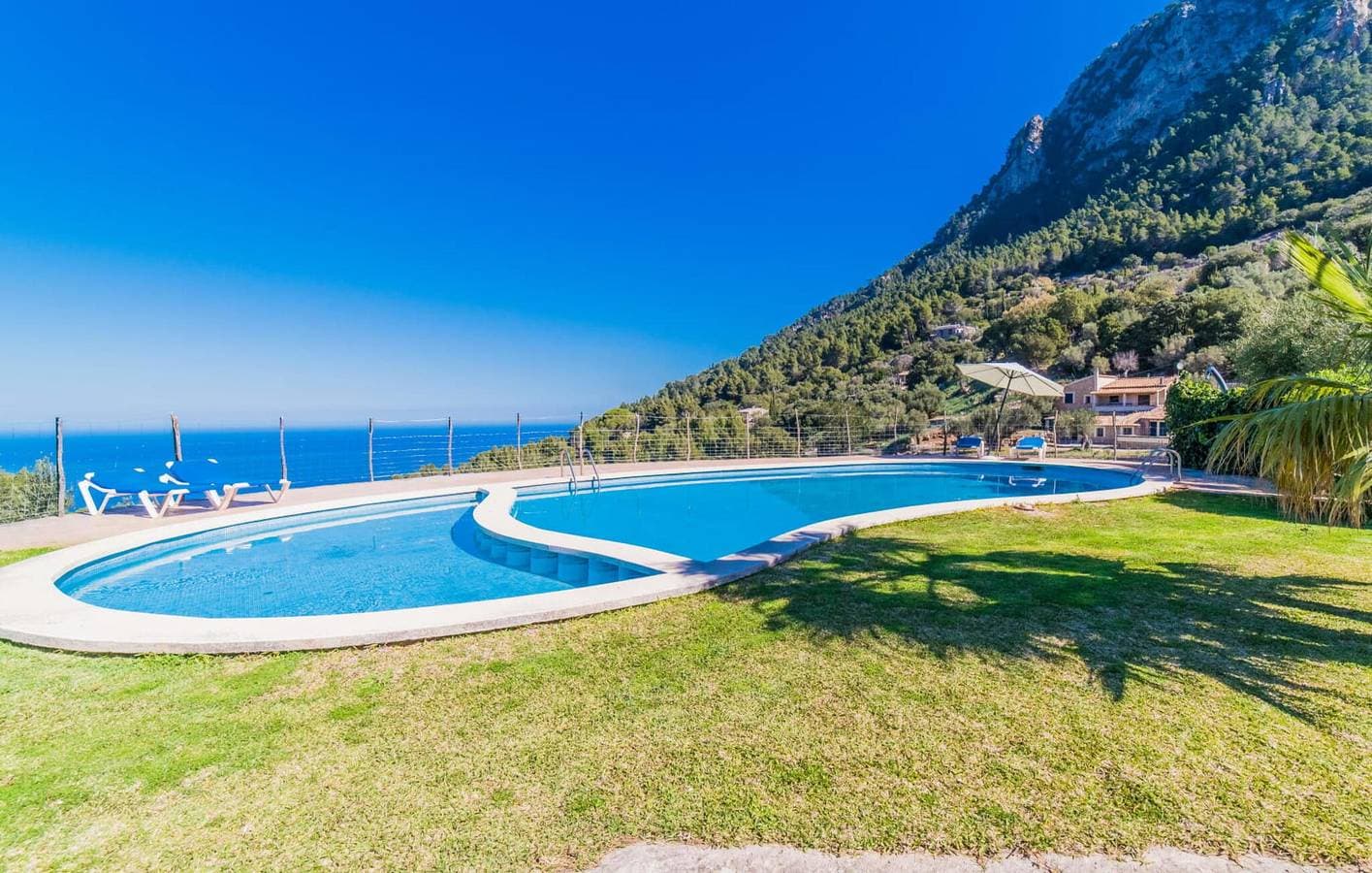 Foto 9 von 47: Apartment mit Meerblick, Pool und Terrasse, 1,5 km von Port de Valldemossa entfernt.